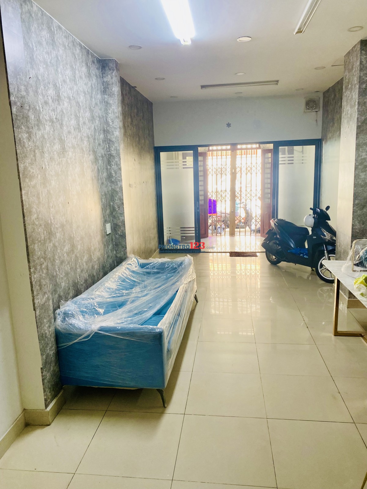 Cho nữ thuê phòng trọ trung tâm Q10, sử dụng tiện ích nhà nguyên căn, không ở chung với chủ