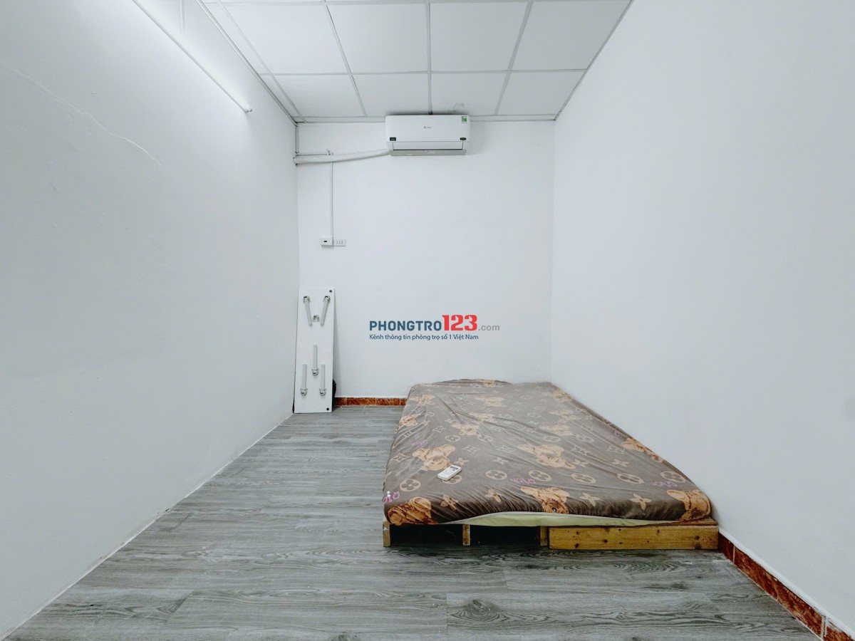 CĂN HỘ 2 PHÒNG NGỦ – BAN CÔNG RIÊNG – TRỐNG SẴN DỌN VÀO NGAY