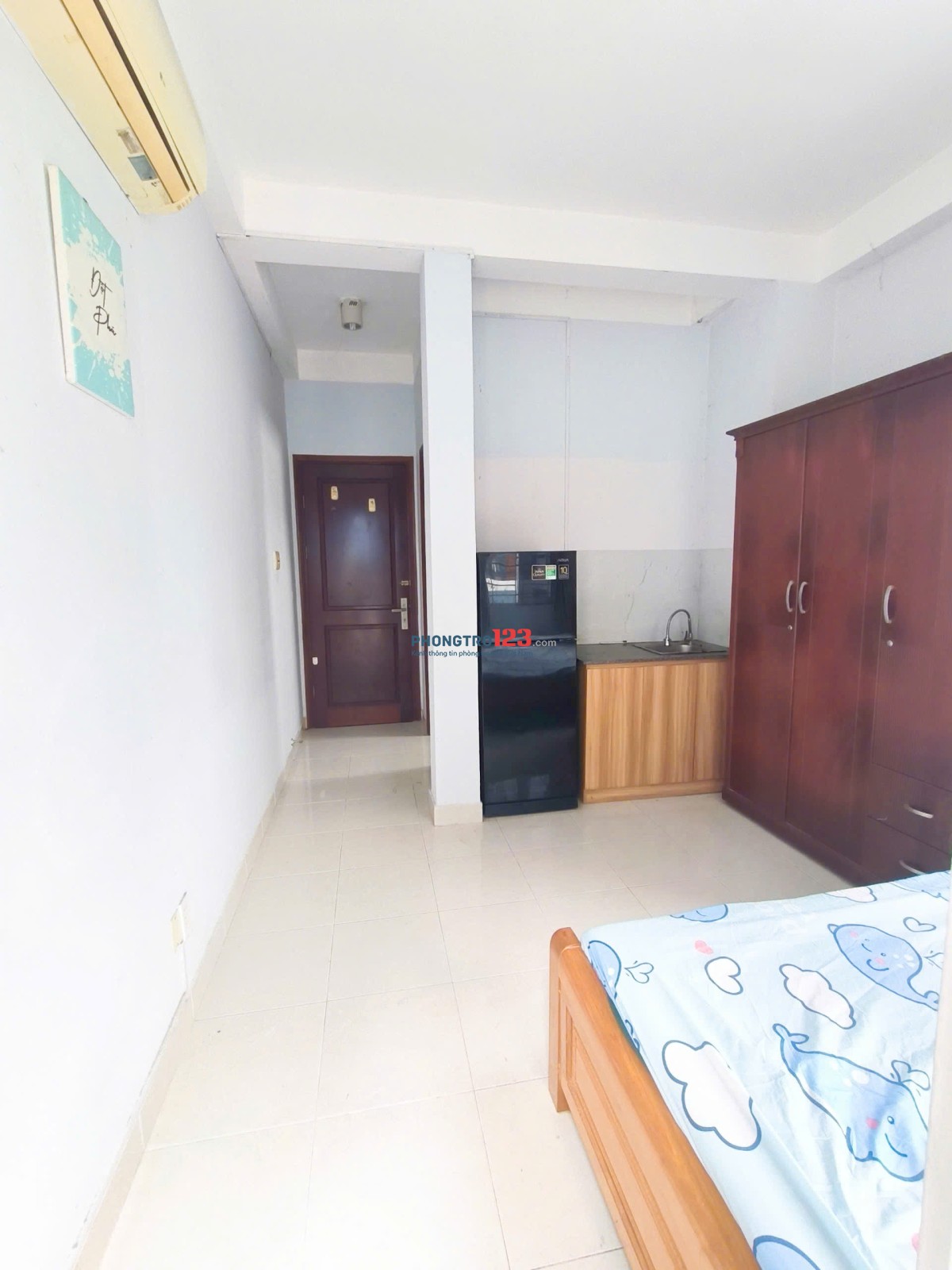 Cho thuê phòng trọ ban công thoáng trung tâm Quận 1 – Đường Nguyễn Trãi gần phố đi bộ Bùi Viện