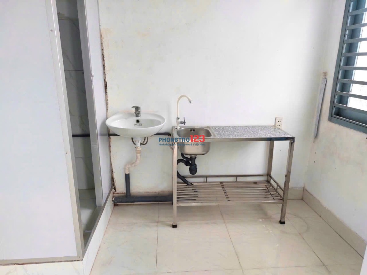 PHÒNG TRỌ LÊ VĂN KHƯƠNG 2TR3 CÓ BAN CÔNG