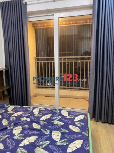 Chung cư 590, CMT8, P. 11, Quận 3 căn 2p ngủ, có NTCB, ban công 12tr/th