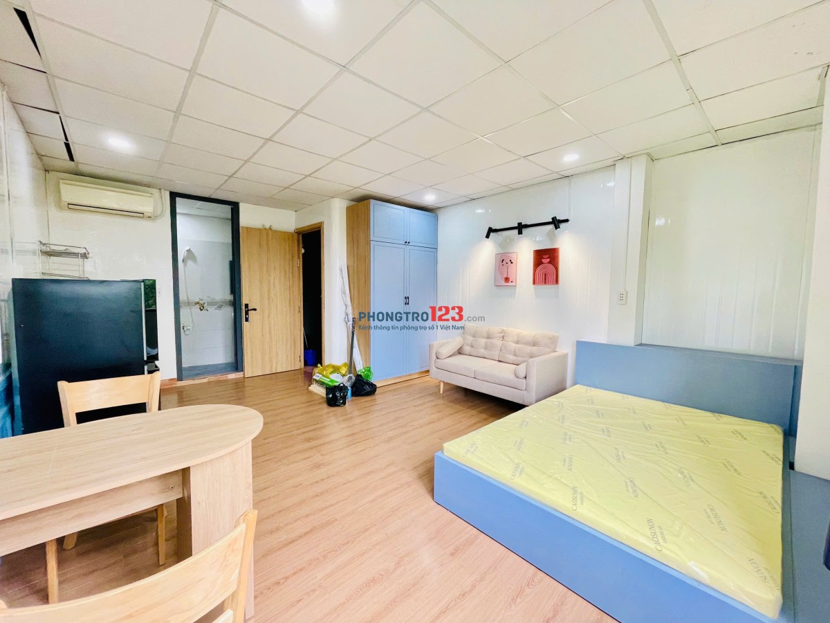 KHAI TRƯƠNG PHÒNG 38M2 CỬA SỔ LỚN MẶT TIỀN NƠ TRANG LONG GẦN CHỢ BÀ CHIỄU GIÁP Q1, PHÚ NHUẬN.