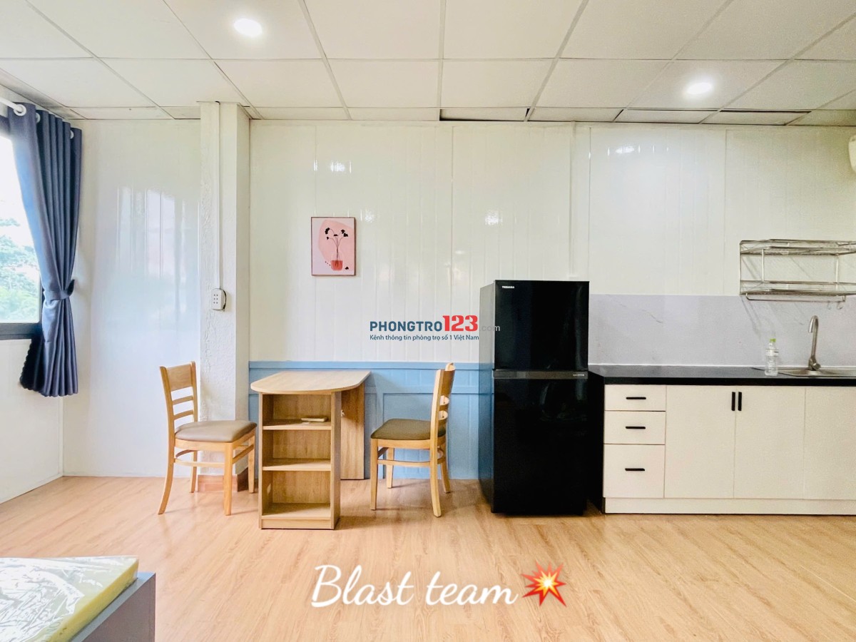 Cho thuê phòng mới rộng 35m2 cửa sổ lớn, full nội thất gần Bà Chiểu, HVCB, tiện qua Q1, Phú Nhuận