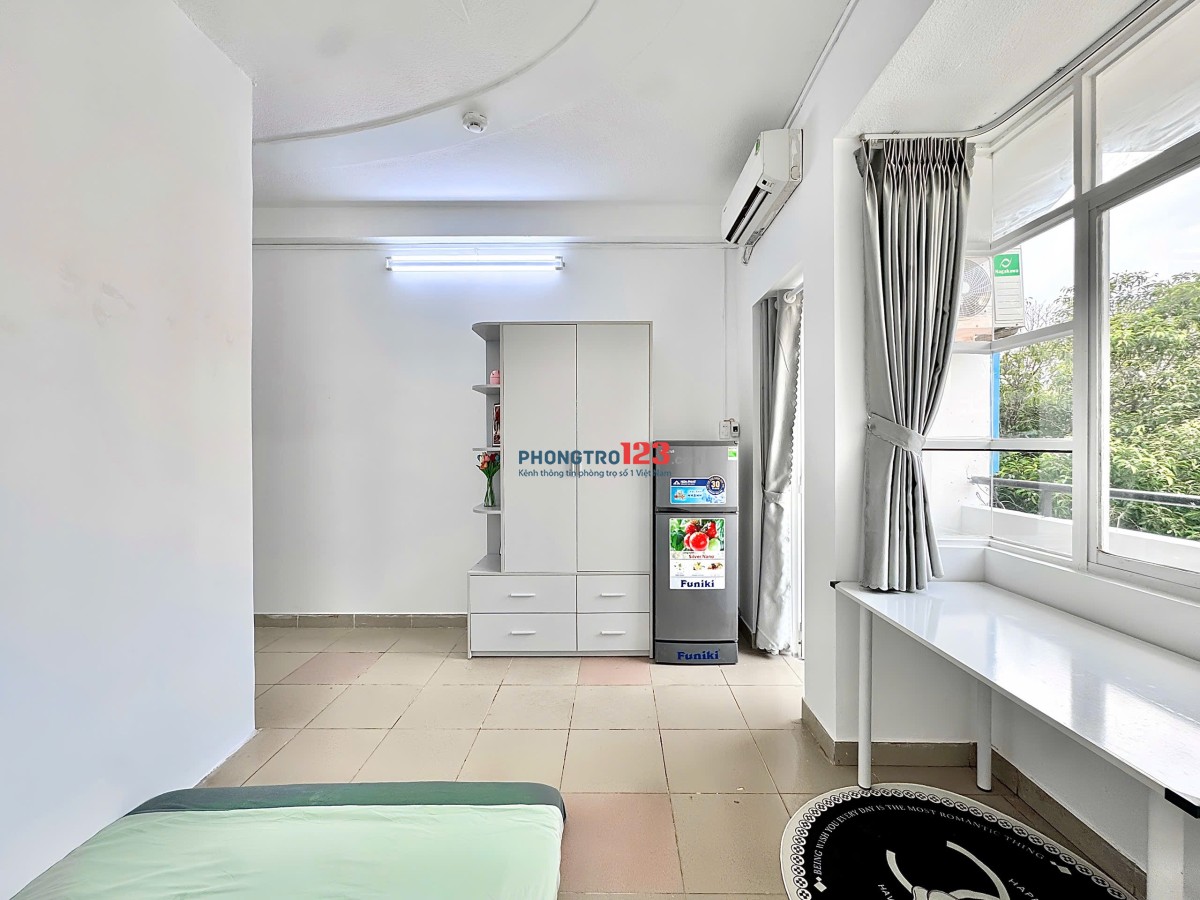 Cho Thuê Phòng Mới Khai Trương Ban công,cửa sổ lớn-Full nội thất gần chợ Bà Chiểu, Cầu Bông giáp Q1