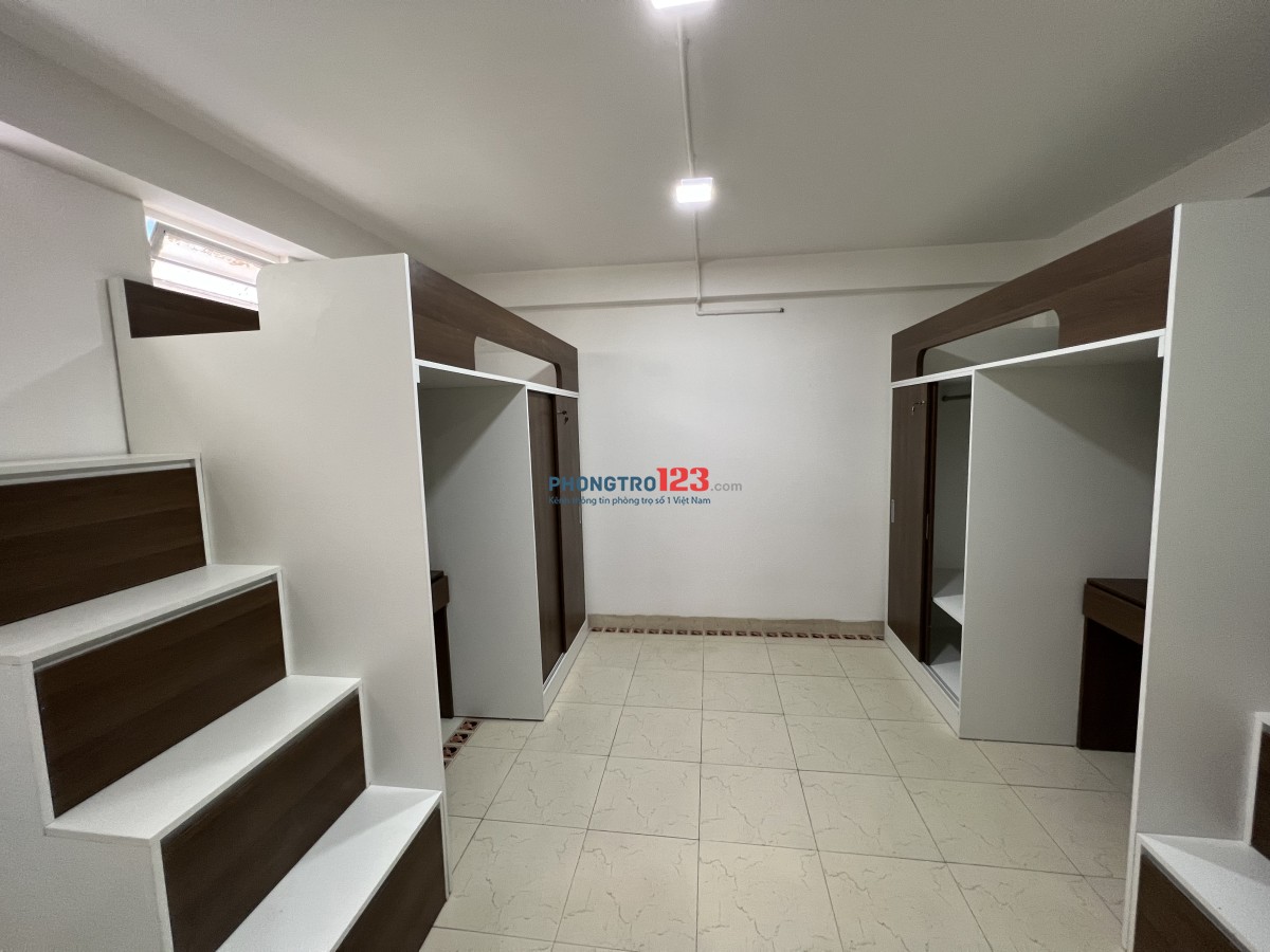 KTX PHONG CÁCH TRUNG HOA NGAY LÊ VĂN VIỆT - CÁCH GTVT 100M - SPKT - FPT, PTIT, HUTECH