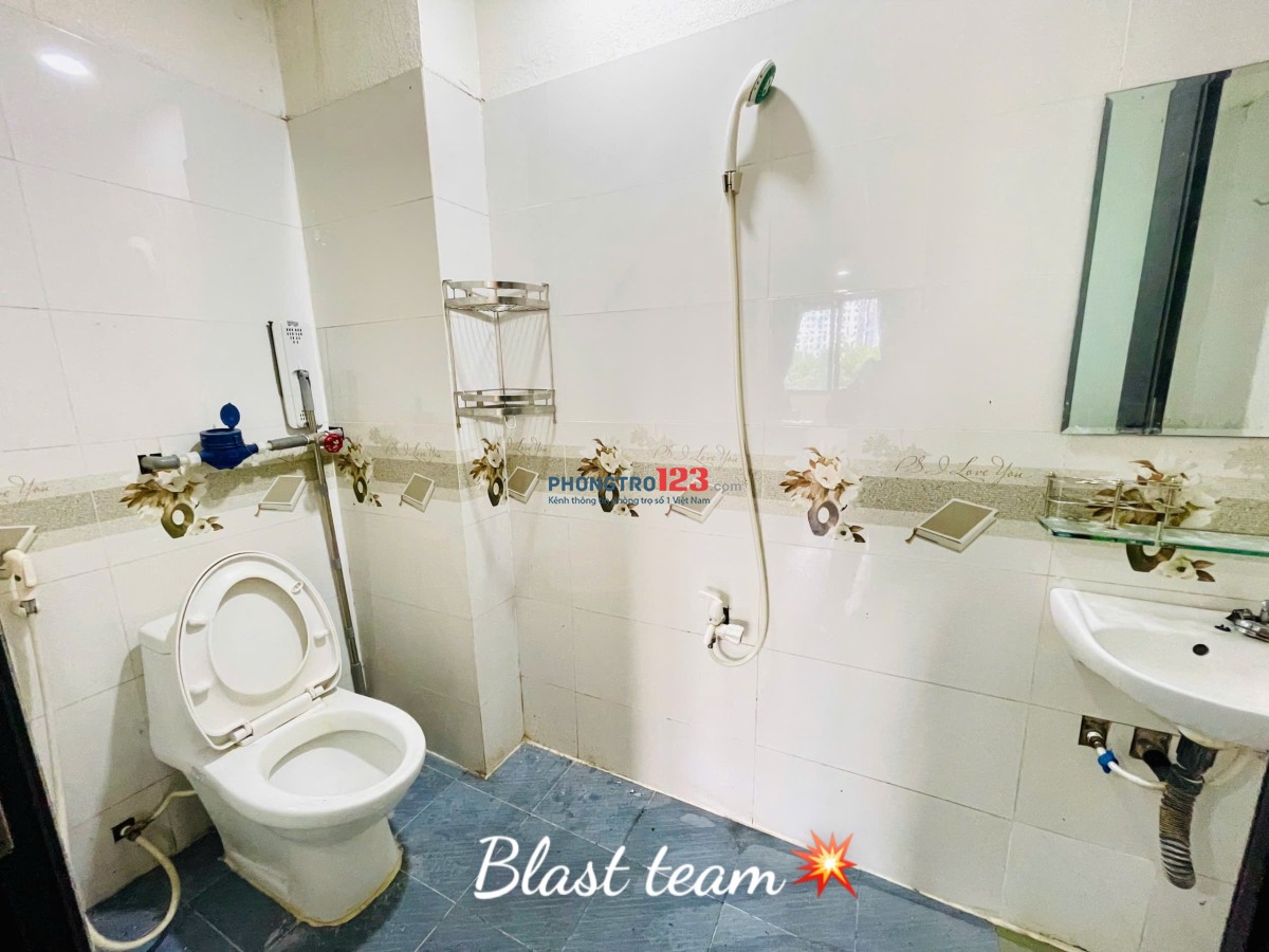 Cho thuê phòng mới rộng 35m2 cửa sổ lớn, full nội thất gần Bà Chiểu, HVCB, tiện qua Q1, Phú Nhuận