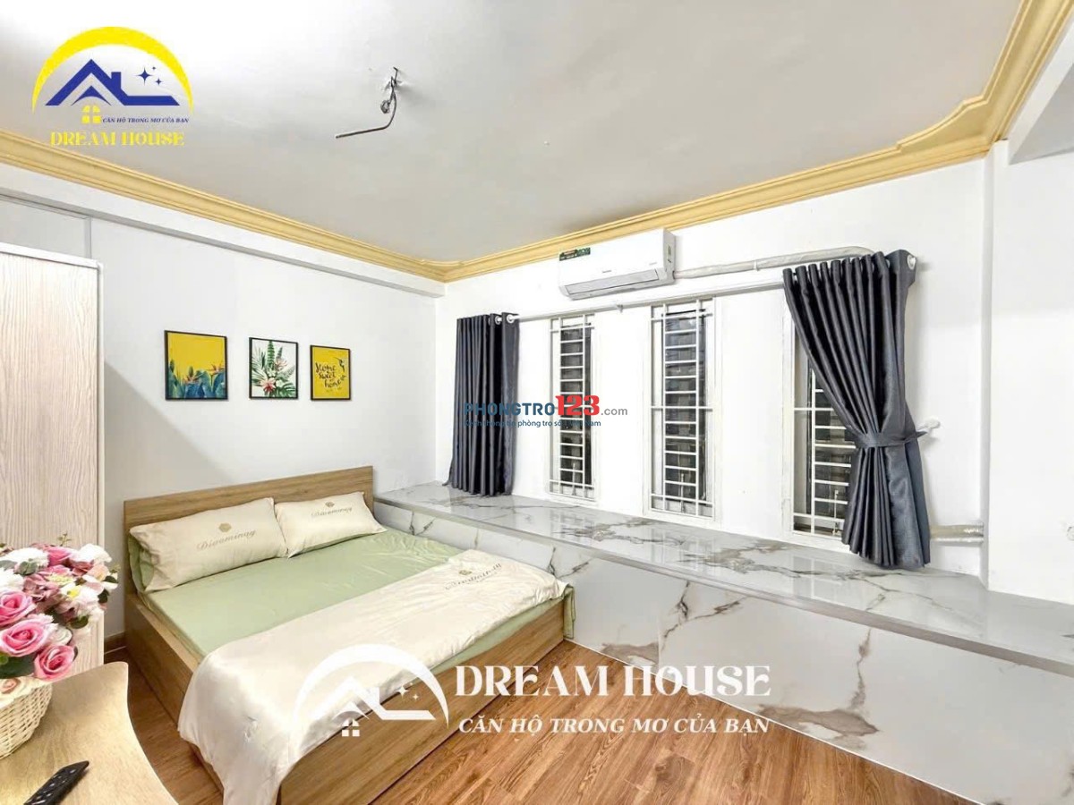 Phòng Tách bếp full cửa sổ cho thuê. Mặt tiền giao ngay Luỹ Bán Bích và Trịnh Đình Trọng