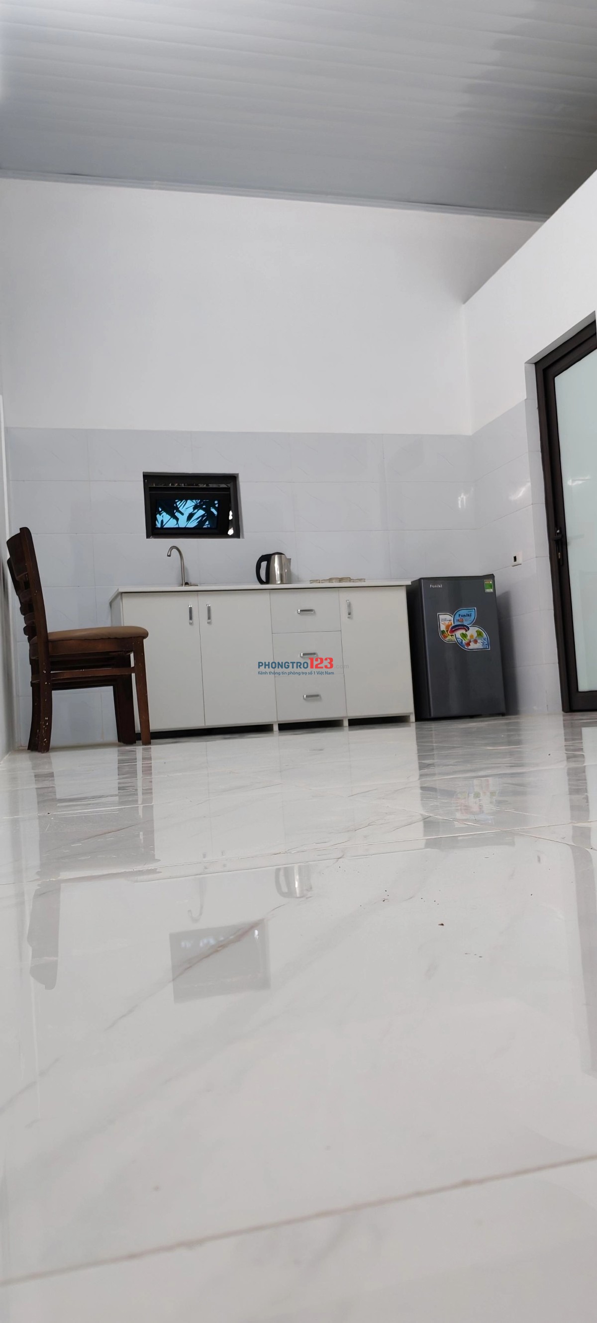 Cho thuê phòng trọ 38m² mặt đường – gần KCN Bắc Thăng Long