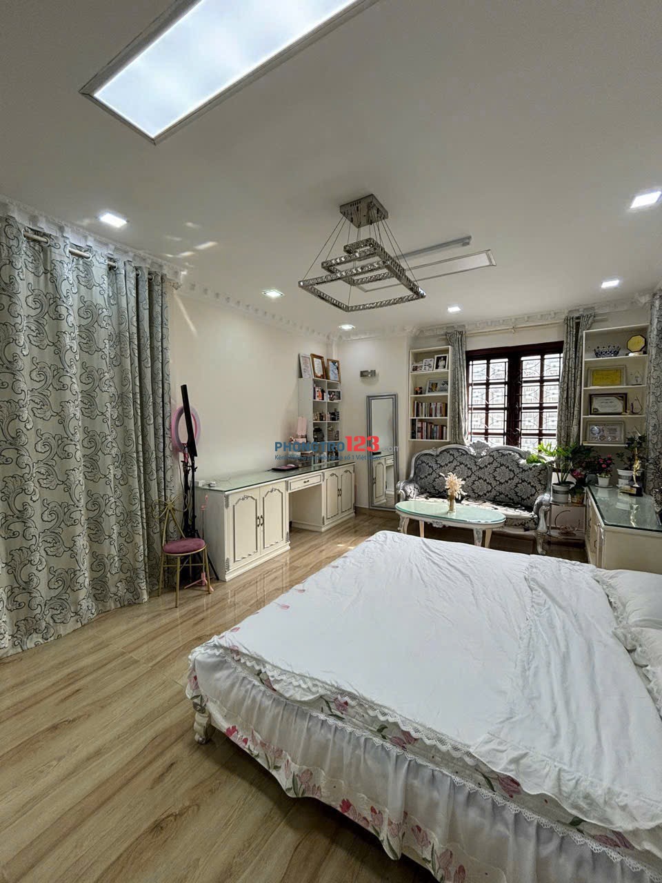 Cho thuê phòng trọ full nội thất - cửa sổ lớn q3 Gần Ngã Bảy Lý Thái Tổ, Ngã Sáu Cộng Hoà, Cao Thắng