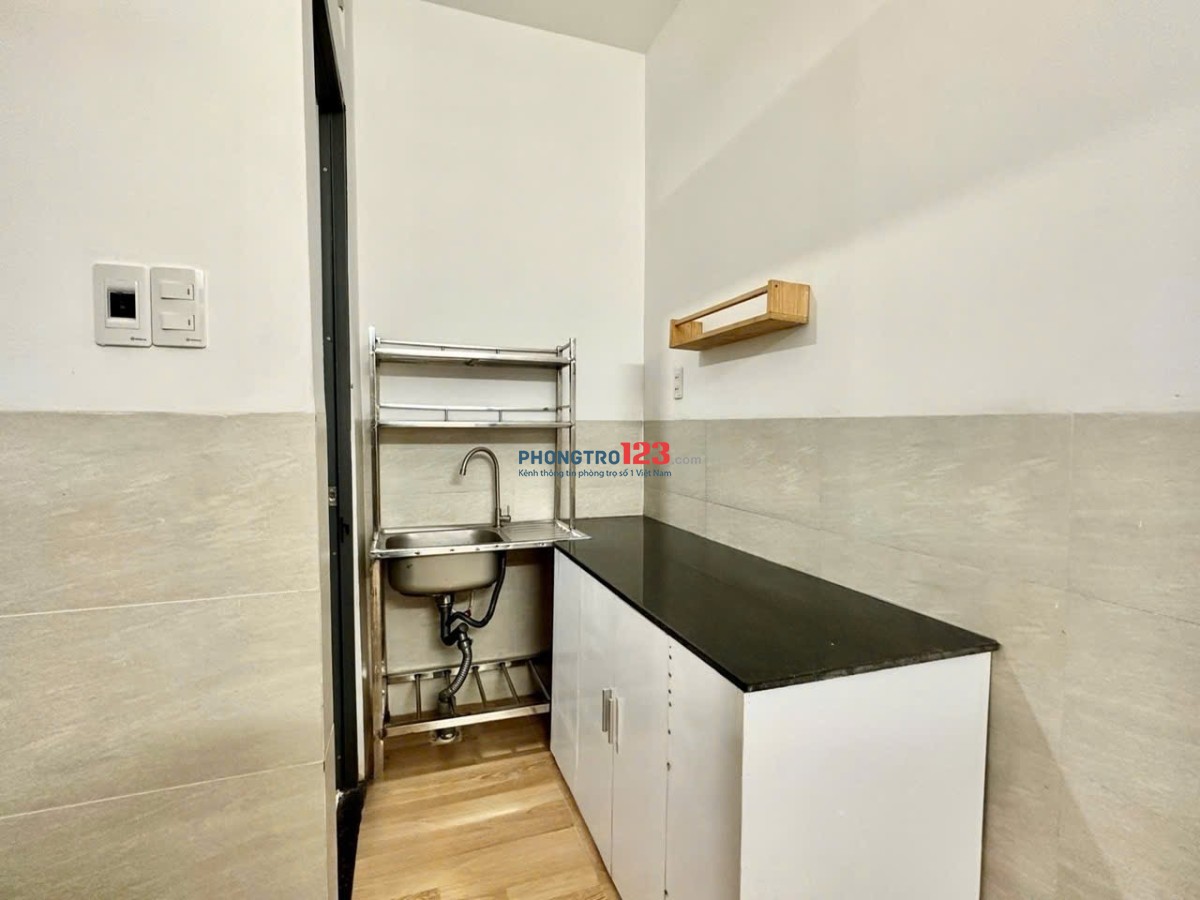 DUPLEX MỚI TINH • CỬA SỔ THOÁNG MÁT • GẦN SÂN BAY & ĐH TÀI CHÍNH – MARKETING • LÊ DUY NHUẬN, P12