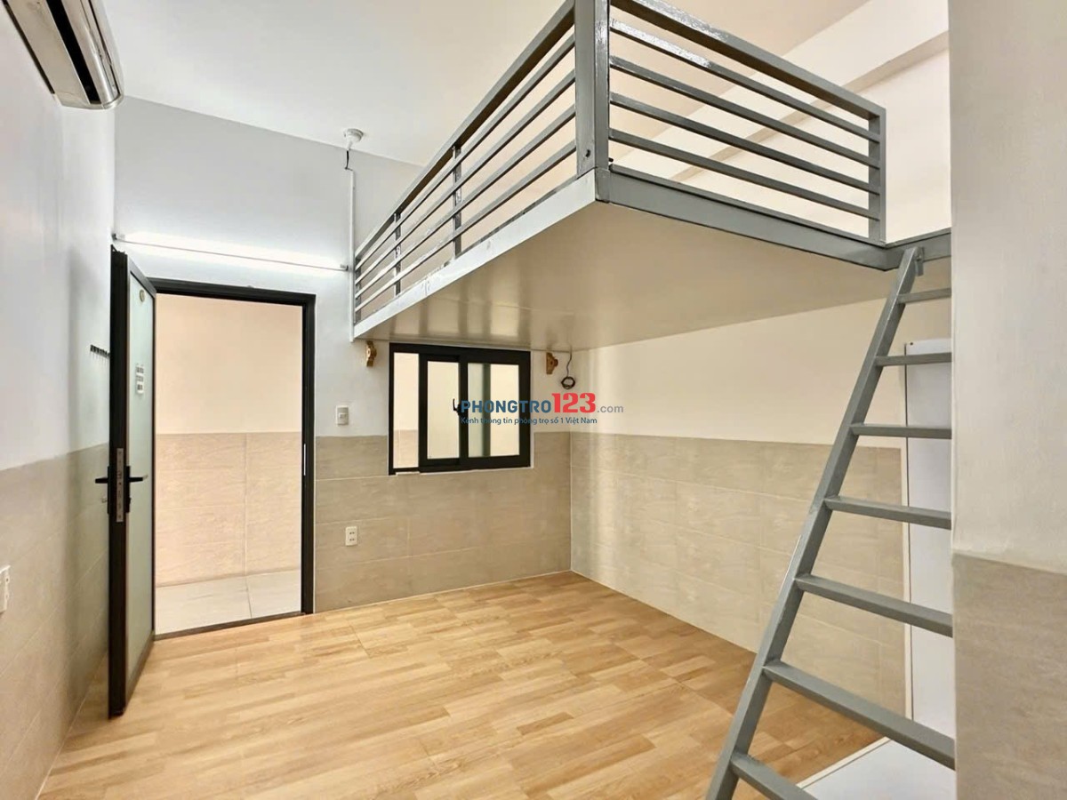 DUPLEX MỚI TINH • CỬA SỔ THOÁNG MÁT • GẦN SÂN BAY & ĐH TÀI CHÍNH – MARKETING • LÊ DUY NHUẬN, P12