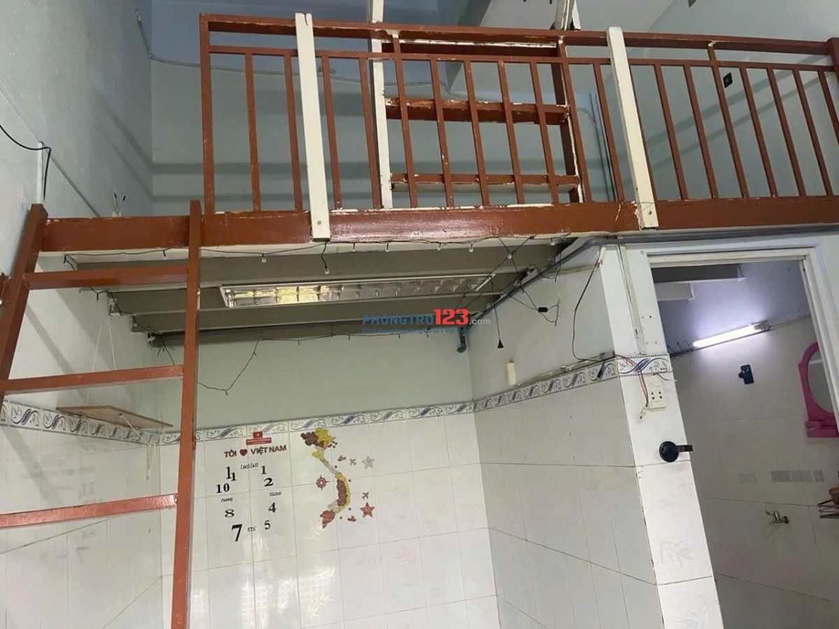 Cho thuê phòng trọ, gần chợ, gần trạm xe buýt, gần đường Phạm Văn Đồng