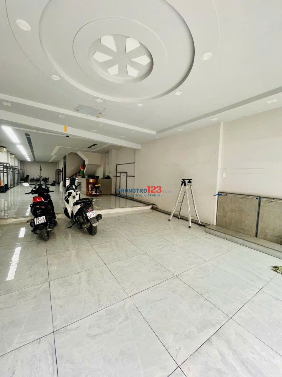 CHO THUÊ MẶT BẰNG KINH DOANH / VĂN PHÒNG – VỊ TRÍ ĐẮC ĐỊA TÂN PHÚ