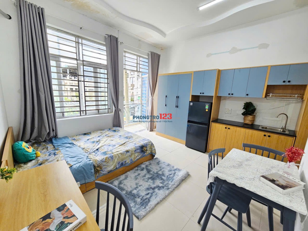 CHO THUÊ PHÒNG FULL NỘI THẤT BAN CÔNG THOÁNG SÁNG Ở BÌNH THẠNH NGAY GẦN CHỢ BÀ CHIỂU - 0334998413