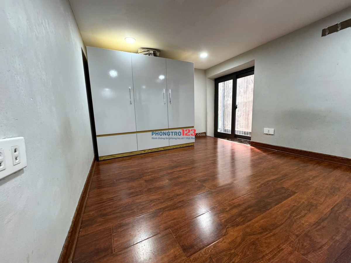 Nhà riêng: Chủ nhà cho thuê phòng riêng khép kín 15m2, đầy đủ tiện nghi tại Đội Cấn