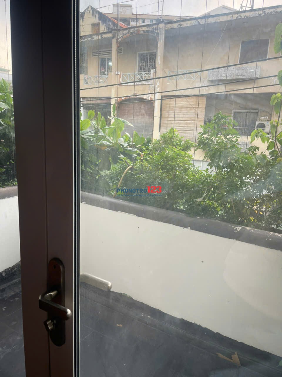 Chung cư 08 Bà Huyện Thanh Quan, Q3: 2p ngủ rộng, máy lạnh, 72m2, 9tr