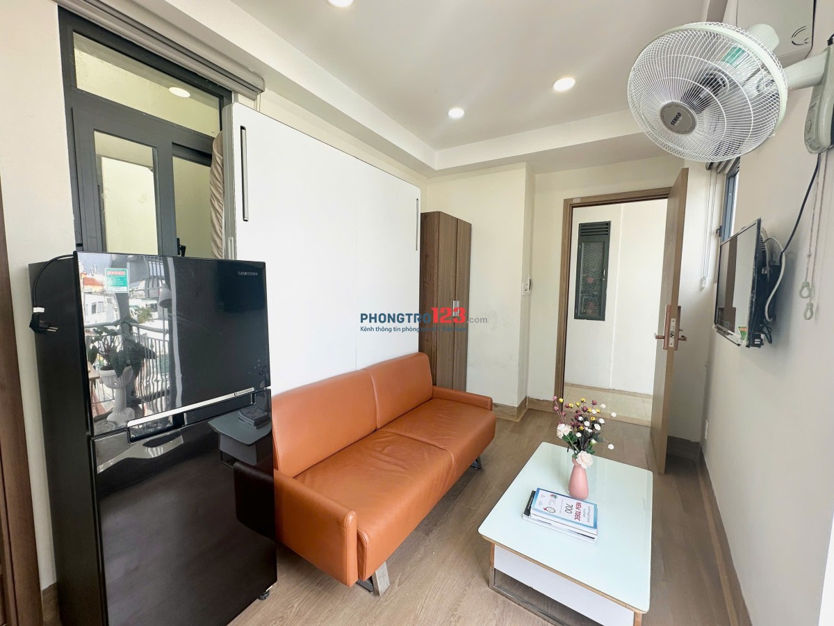 Cho thuê phòng trọ có ban công 35m² Quận Bình Thạnh gần chợ Bà Chiểu, gần Phú Nhuận, Q1, Q3