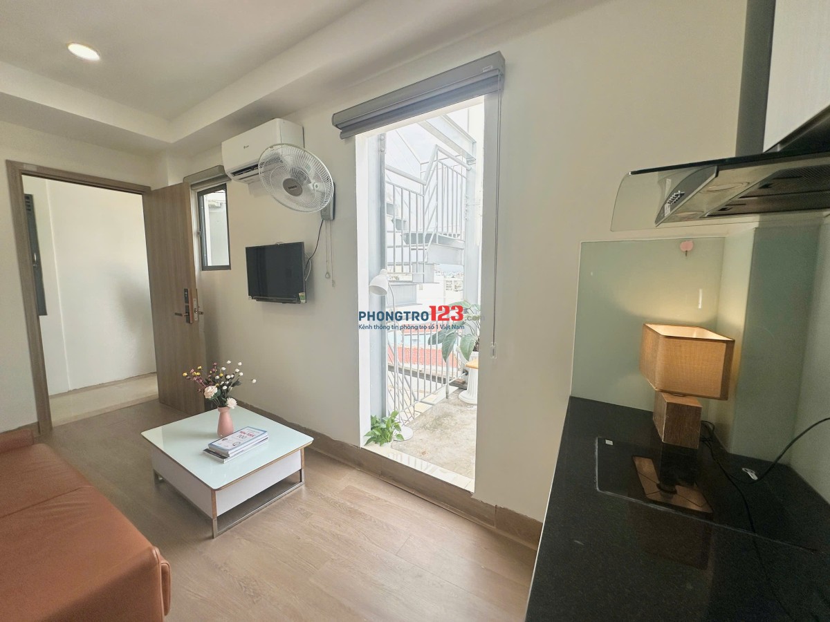 Cho thuê phòng trọ có ban công 35m² Quận Bình Thạnh gần chợ Bà Chiểu, gần Phú Nhuận, Q1, Q3