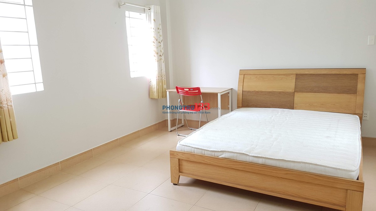 Phòng trọ gần cầu Kênh Tẻ, Quận 4