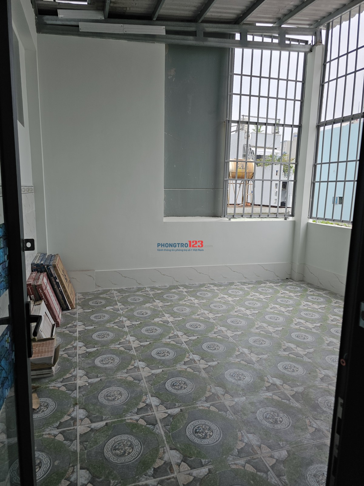 Cho thuê nhà nguyên căn, 3 phòng ngủ, diện tích 195m2, q.Bình Tân