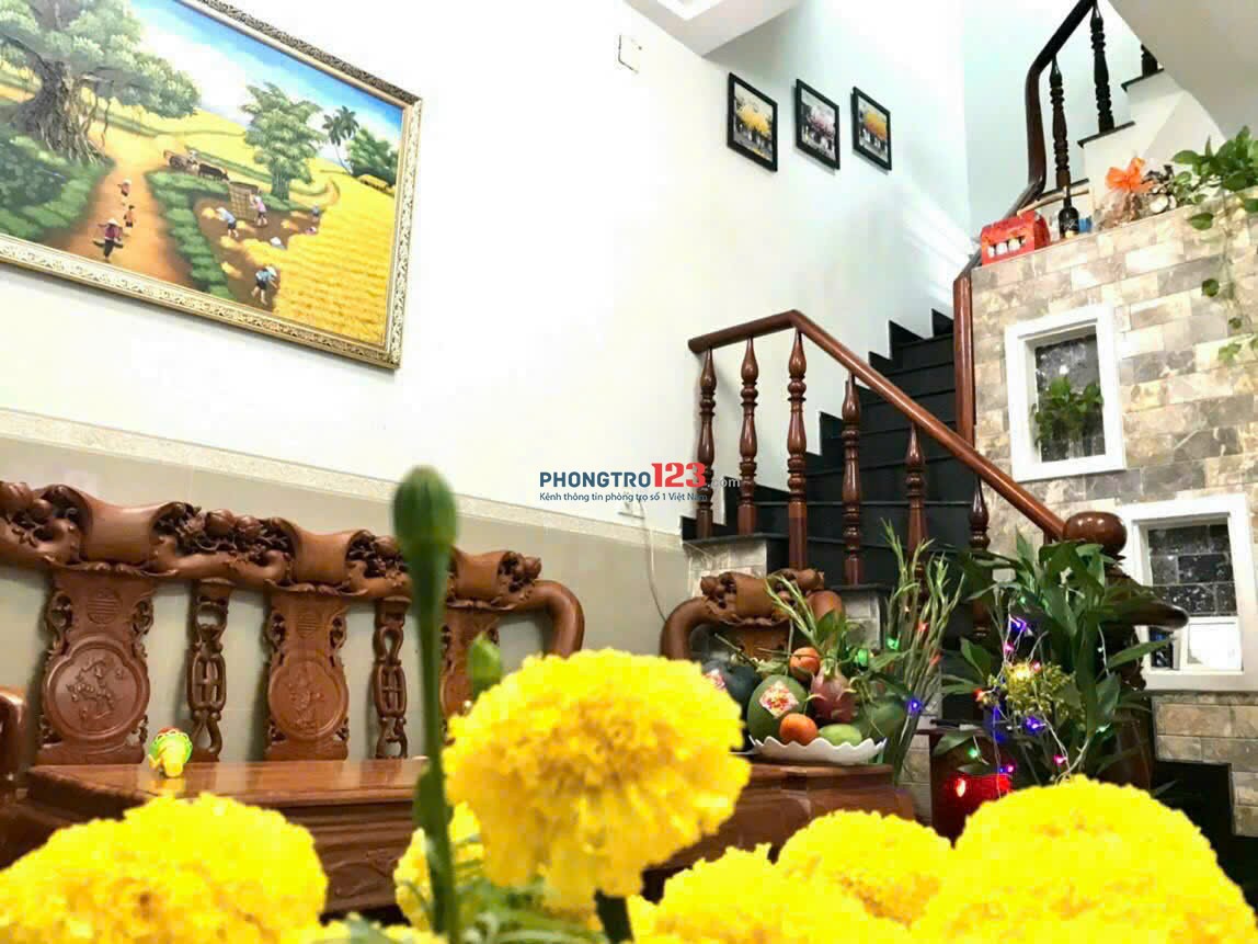 Cho thuê nhà 4PN 3WC 1 trệt 2 lầu, nhà mới, hướng Đông Nam mát mẻ, an ninh, DTSD 125m2