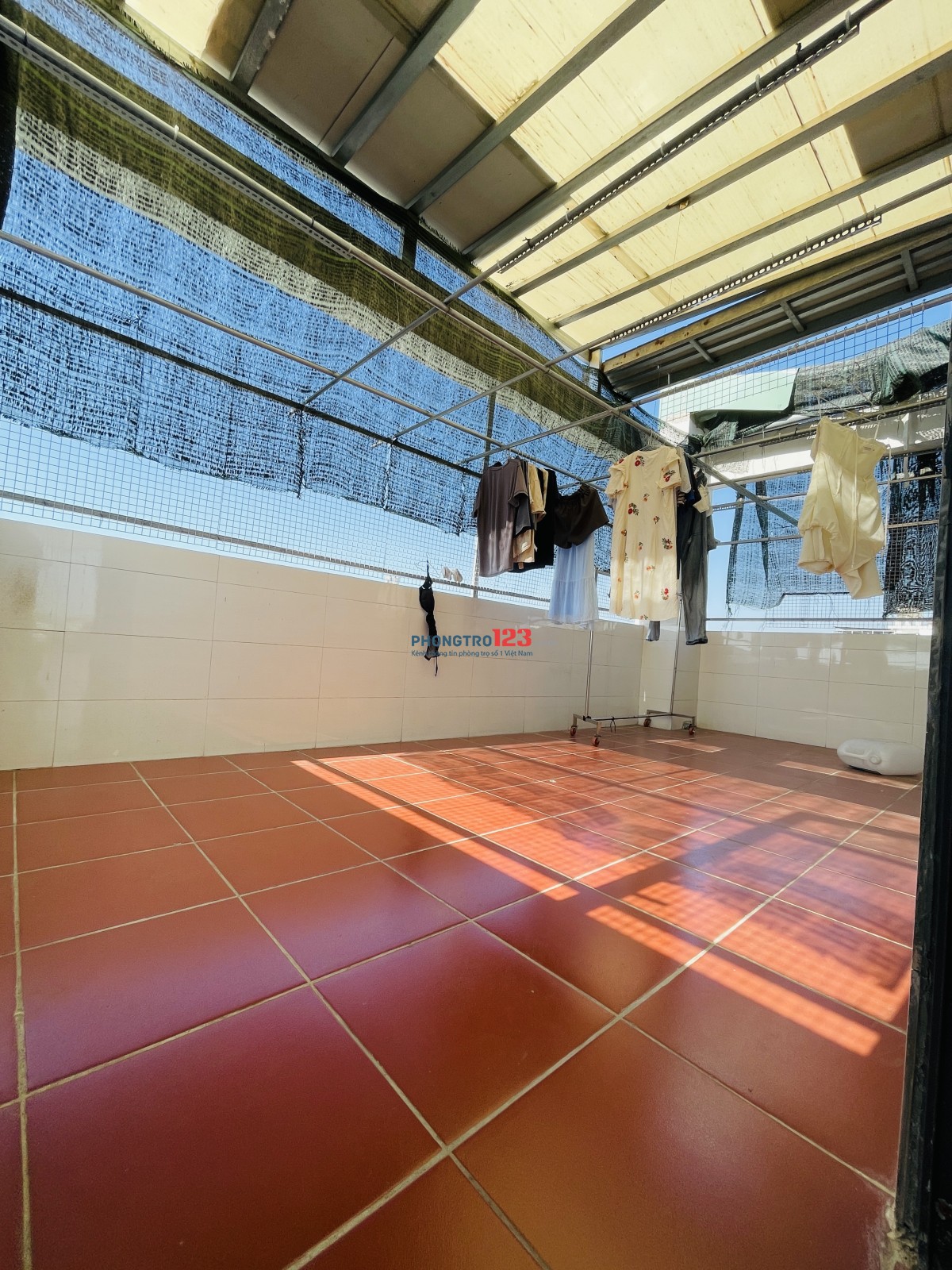 Phòng Ban Công Duplex gác cao - có máy lanh, thang máy, khoá vân tay