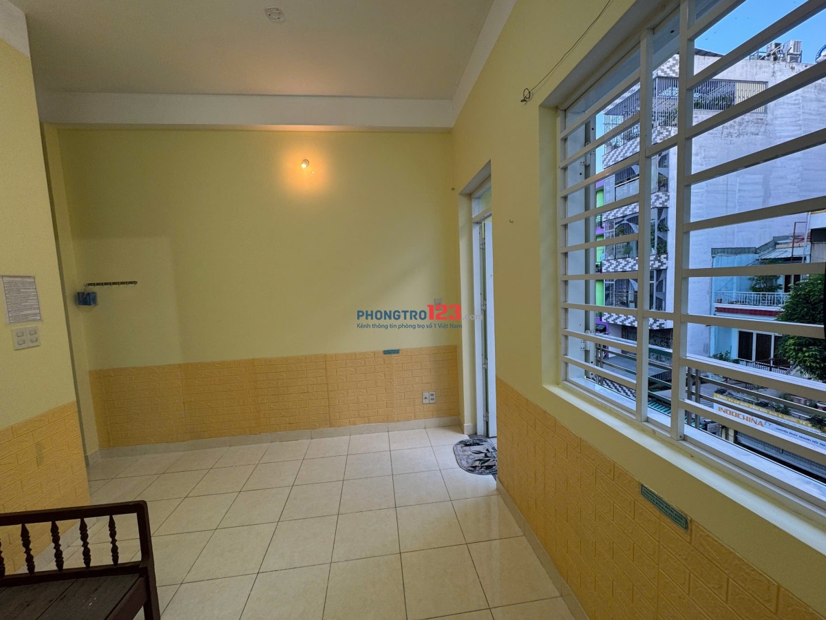 Cho thuê phòng trọ có ban công, sạch đẹp quận Tân Bình, ở 1 người giá 3tr2