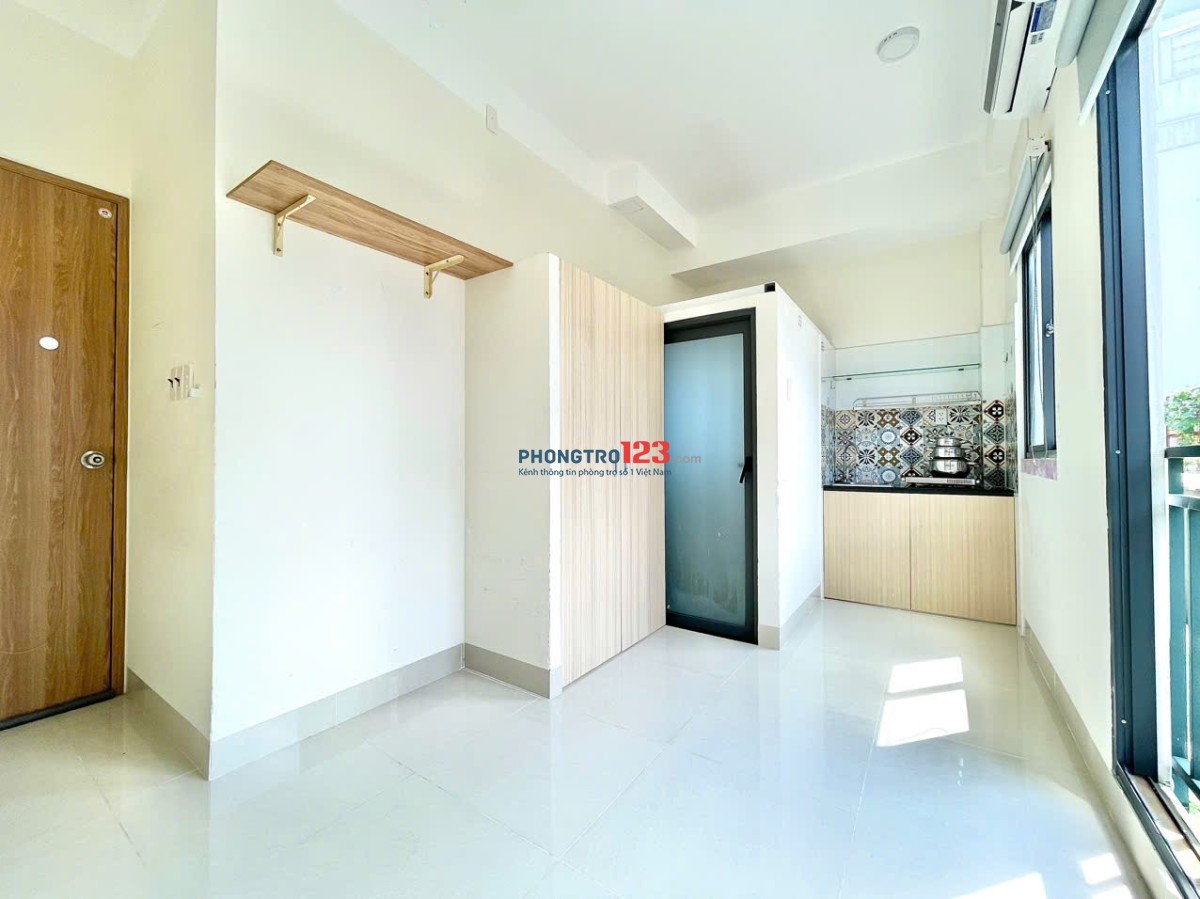 PHÒNG ÁNH SÁNG TRỜI FULL NT NGAY KCX TÂN THUẬN