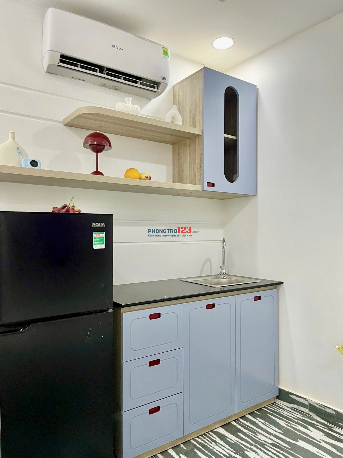 PHÒNG CHO THUÊ CỬA SỔ gần chợ Tân Định - ngay Trần Khắc Chân Q1