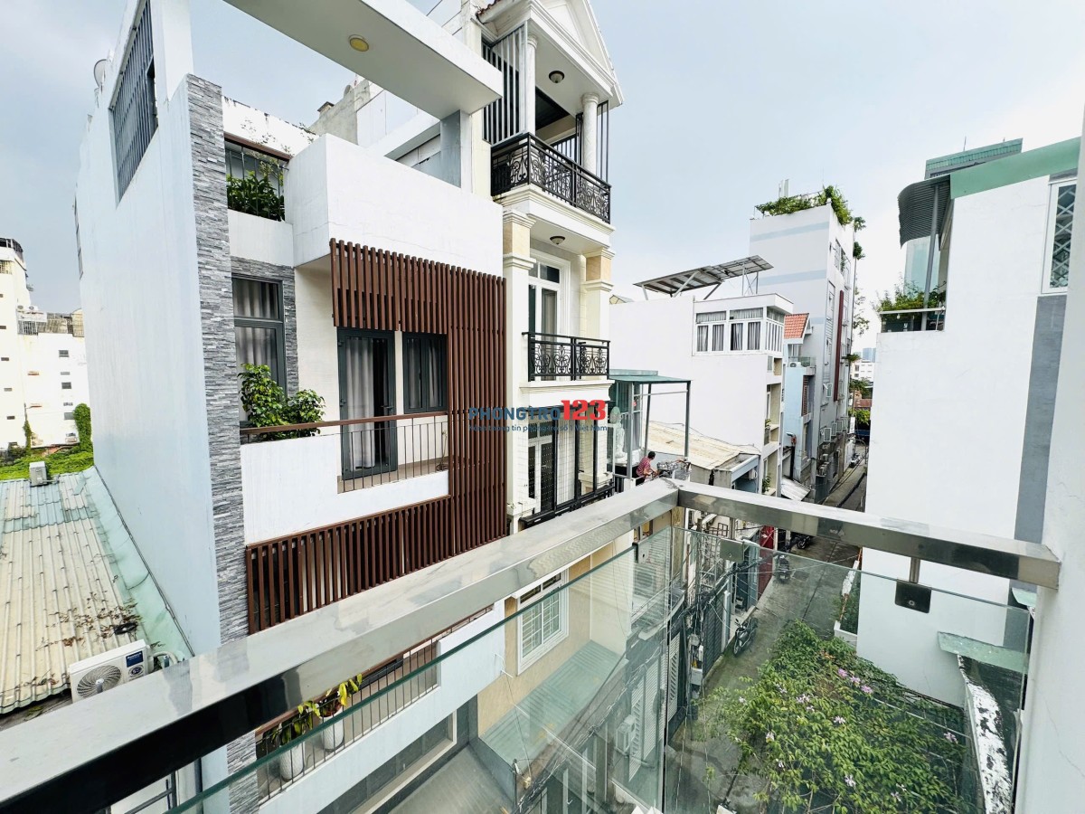 Cho Thuê Phòng Full NT Ban Công 30m2 Rộng Rãi Nhiều Ánh Sáng Tại Nơ Trang Long, Gần Chợ Bà Chiểu