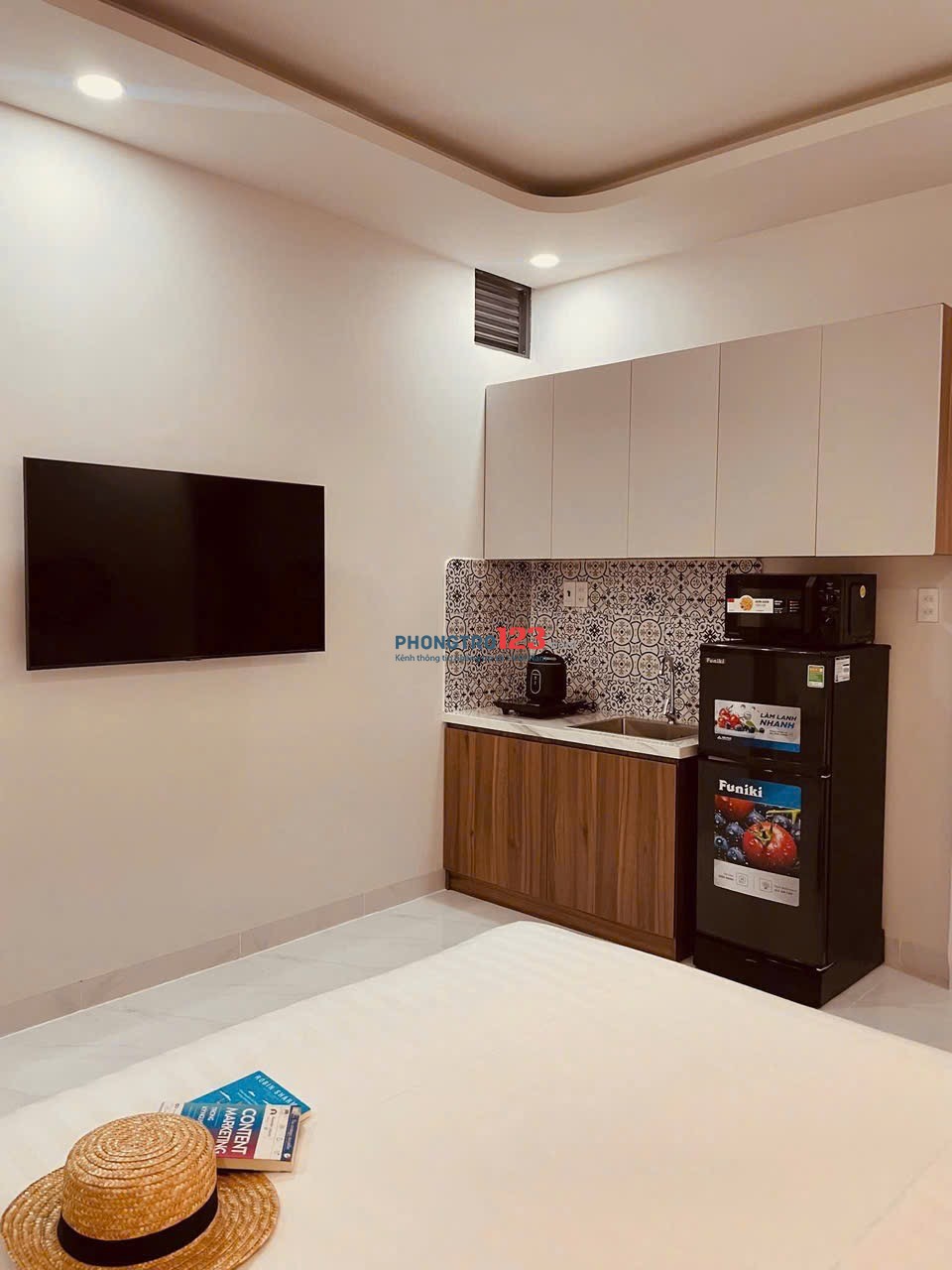 Studio nằm ngay đường số 43, tân quy q7 gần lotte, cresant mall