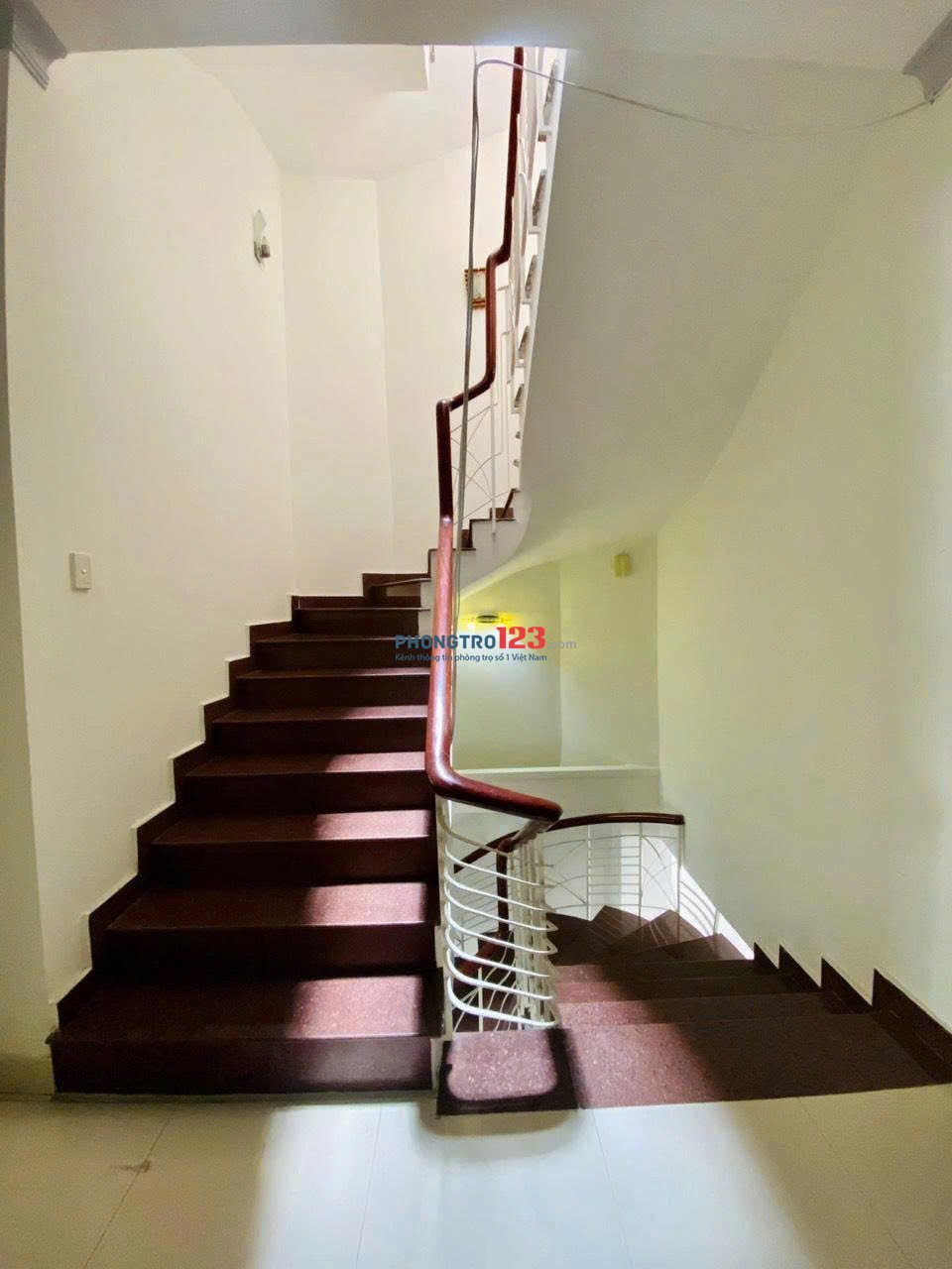 KÍ TÚC XÁ TƯ NHÂ GIÁ RẺ QUẬN 2 THỦ ĐỨC TP HỒ CHÍ MINH