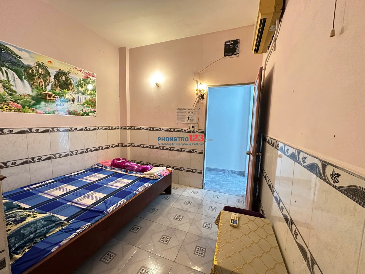 Cần cho thuê nhà nguyên căn 2 tầng Dt 130m2 tại Dĩ An Bình Dương