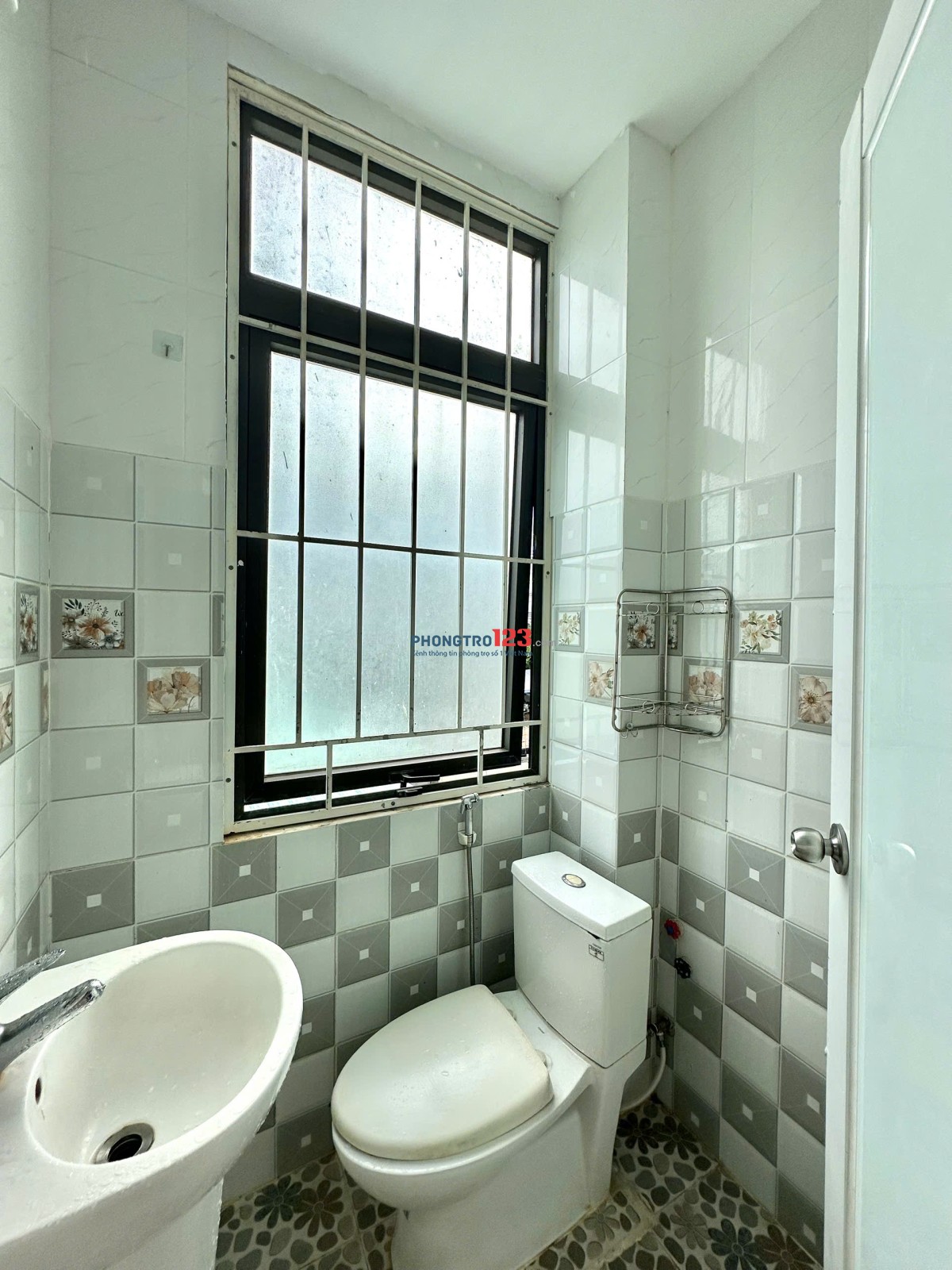 DUPLEX BAN CÔNG NGAY CÔNG VIÊN BẾN HẢI - CỔNG SAU ĐẠI HỌC VĂN LANG