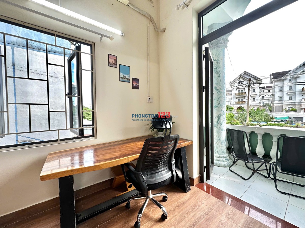 DUPLEX BAN CÔNG NGAY CÔNG VIÊN BẾN HẢI - CỔNG SAU ĐẠI HỌC VĂN LANG