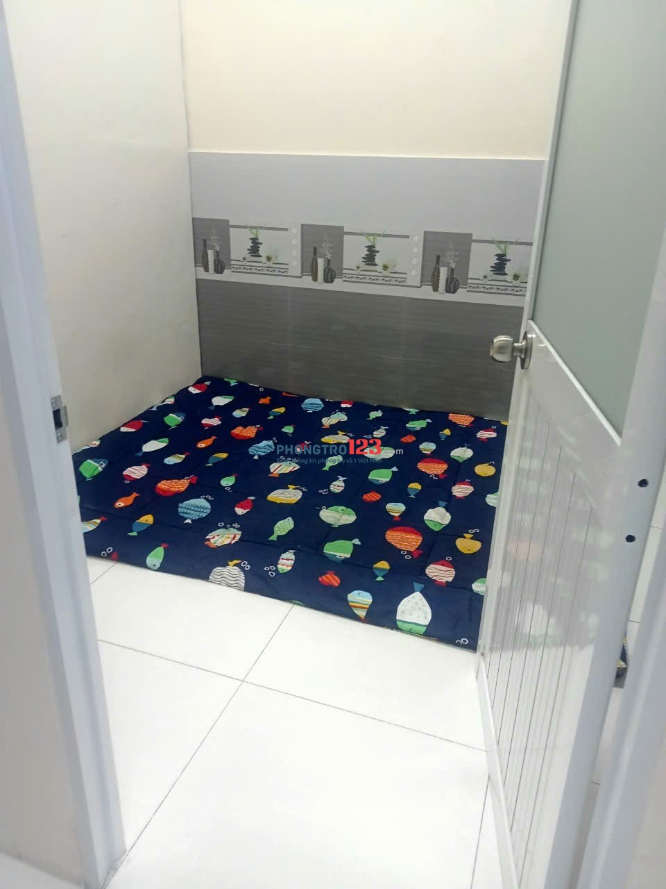 Phòng máy lạnh, phòng thường giá tốt Q12