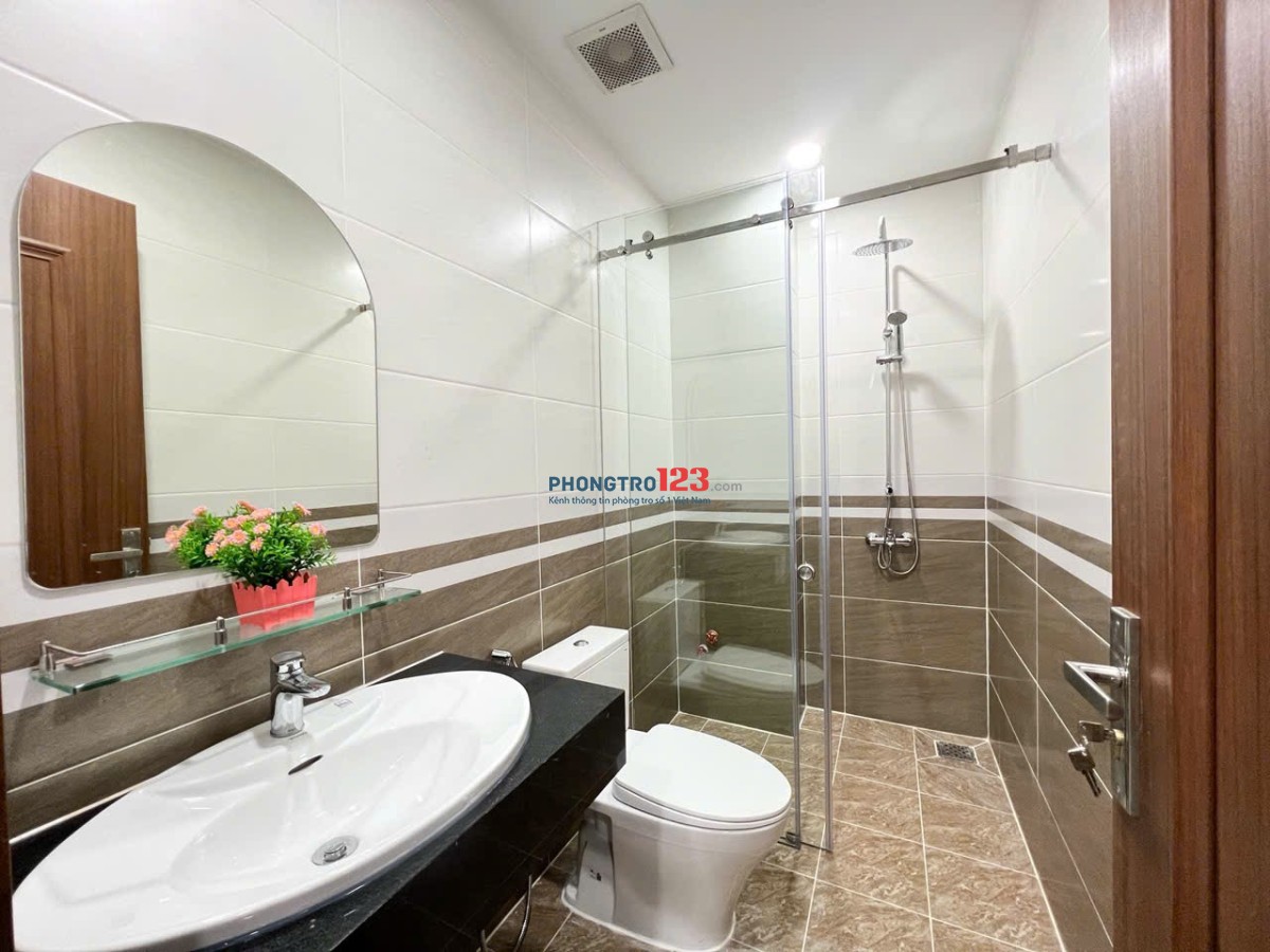 CĂN HỘ 1 PHÒNG NGỦ BAN CÔNG RỘNG 40M2 QUẬN 7 , GẦN TDTU,RMIT, LOTTE Q7