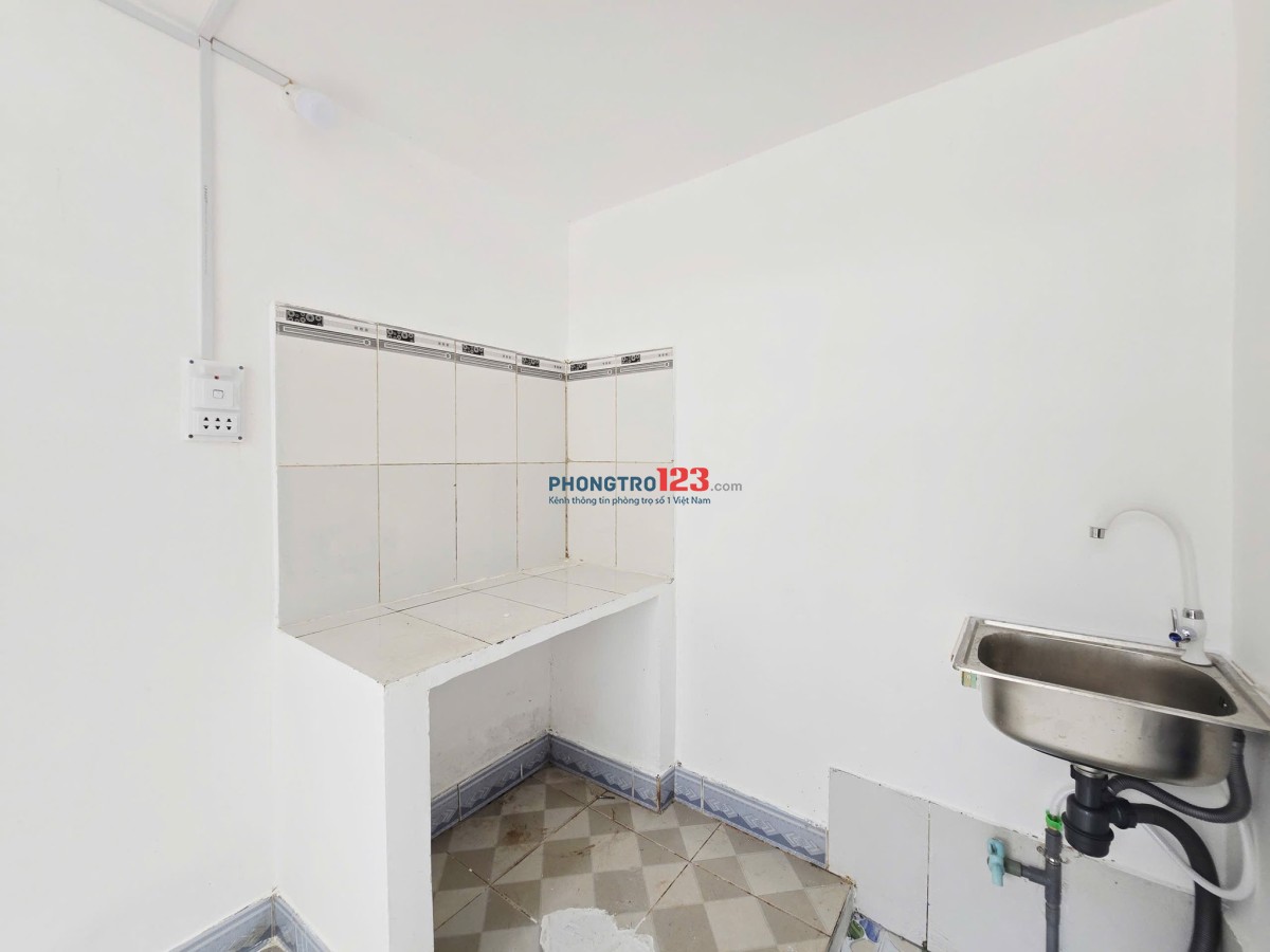 Dãy trọ Mới 434 Nguyễn Tri Phương gần Cầu Linh Xuân, KO Chủ Giờ Tự Do