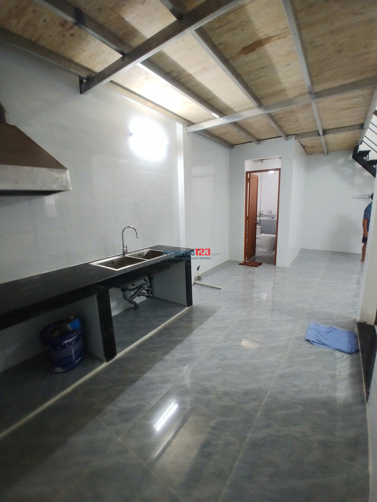 Cho thuê nhà nguyên căn 1 trệt 1 lửng mặt tiền đường số 7 Tam Phú Thủ Đức