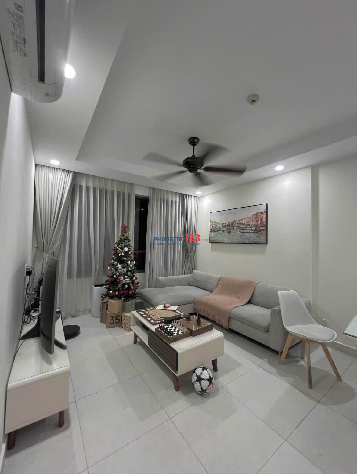 C/c Carillon 5, Tân Phú căn 77m2, 2PN, 2WC, Nội thất, Căn góc, 10tr/th