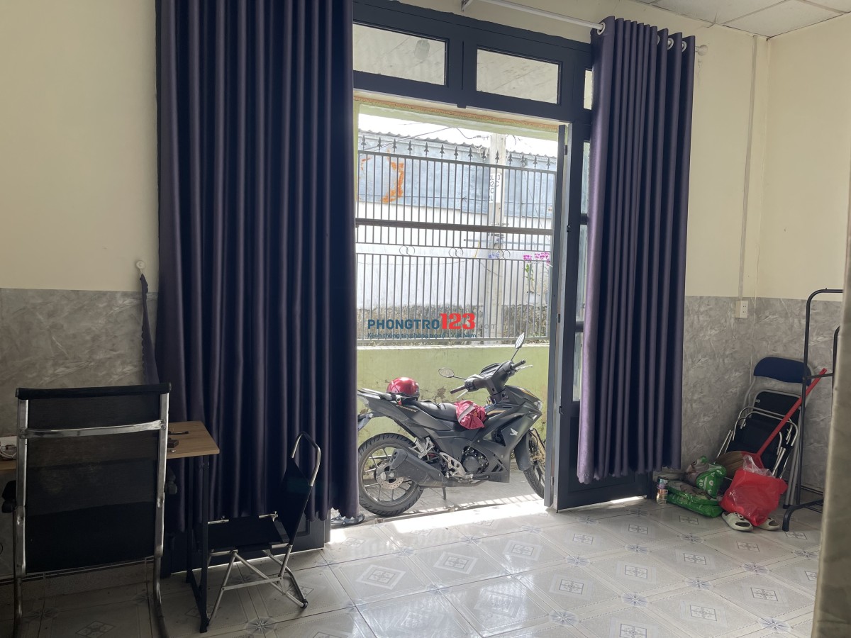 chính chủ cần cho thuê nhà nguyên căn 50m2,hẽm 718 quốc lộ 13 Hiệp Bình Phước Thủ đức!!!