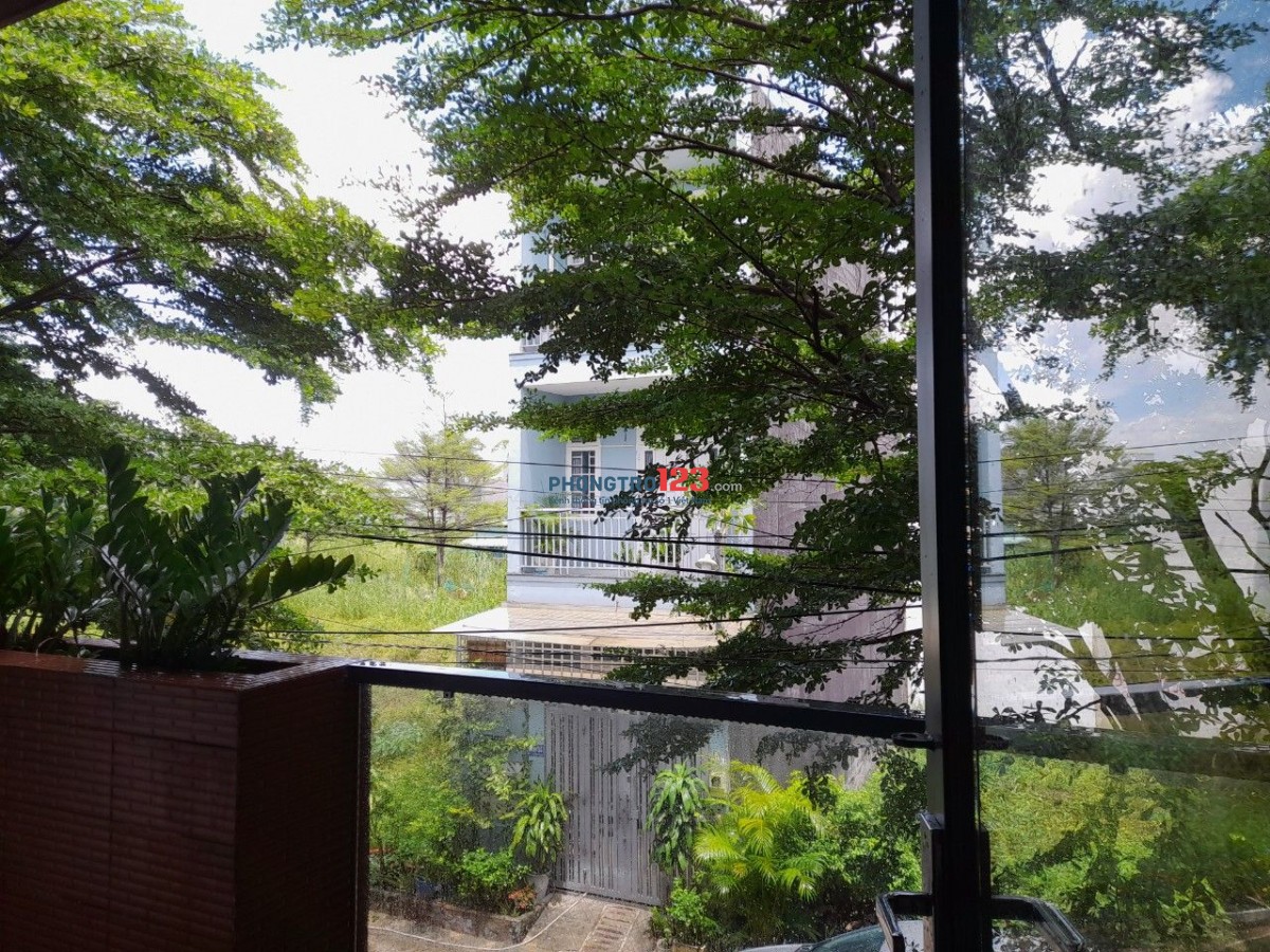 NHÀ NGUYÊN CĂN CHÍNH CHỦ FULL NỘI THẤT, 1 TRỆT 2 LẦU, HẺM XE HƠI - GẦN FPT, ĐH UFM, NTTU.