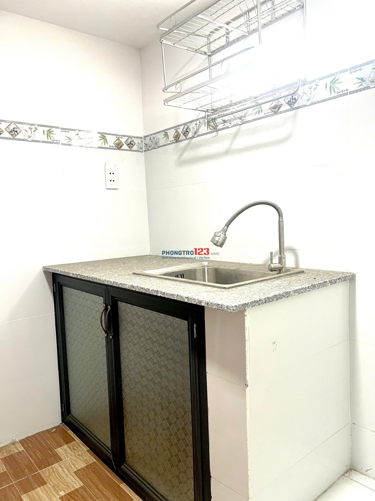 PHÒNG TRỌ NGAY CÁT LÁI – GÁC CAO THOÁNG MÁT – FULL NỘI THẤT