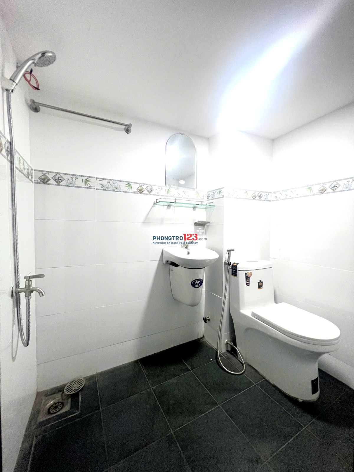 PHÒNG TRỌ NGAY CÁT LÁI – GÁC CAO THOÁNG MÁT – FULL NỘI THẤT