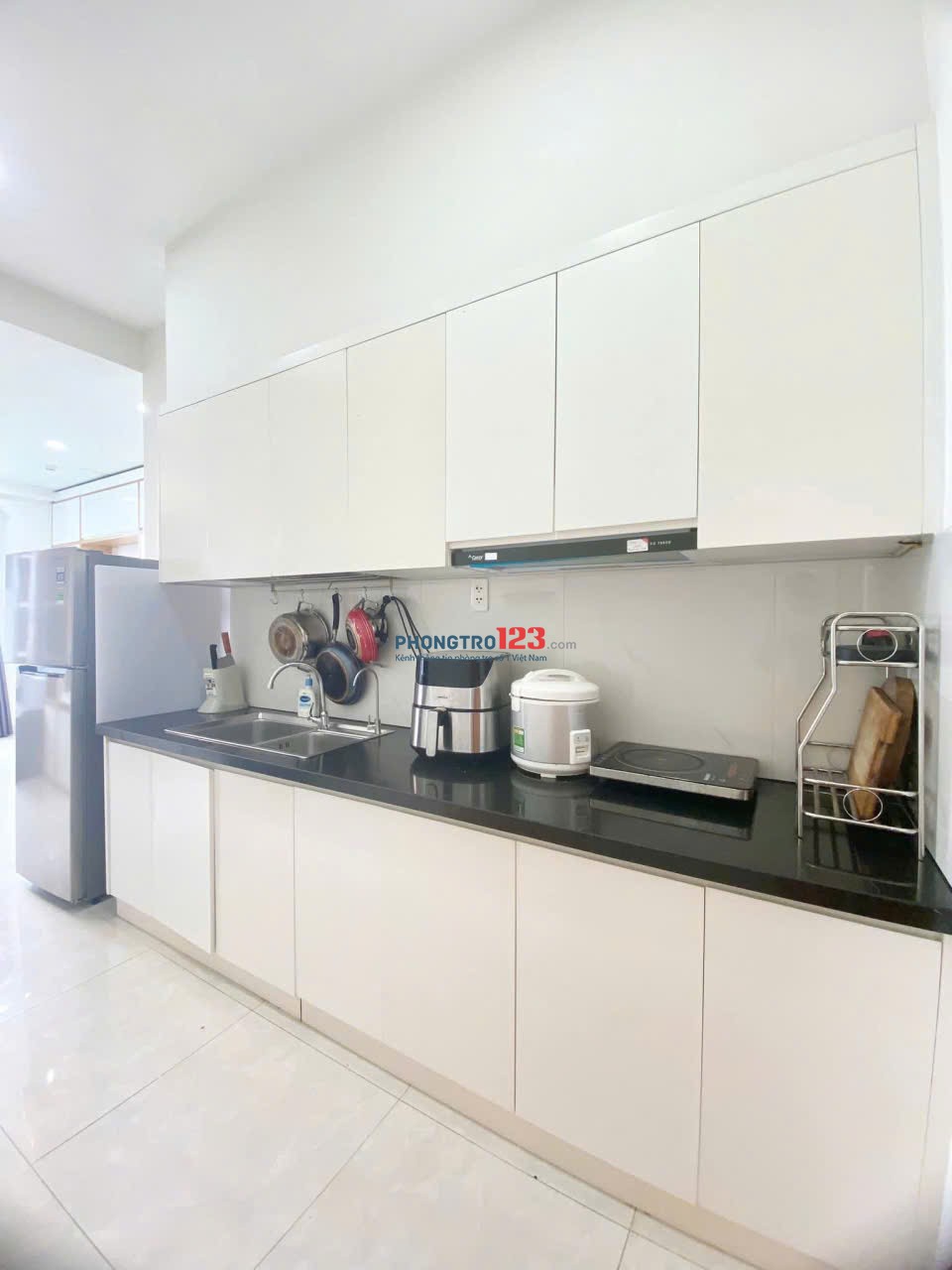 Chung cư Carillon 2, Trịnh Đình Thảo, TP: 74m2, 2p ngủ, NTCB, 10tr/th