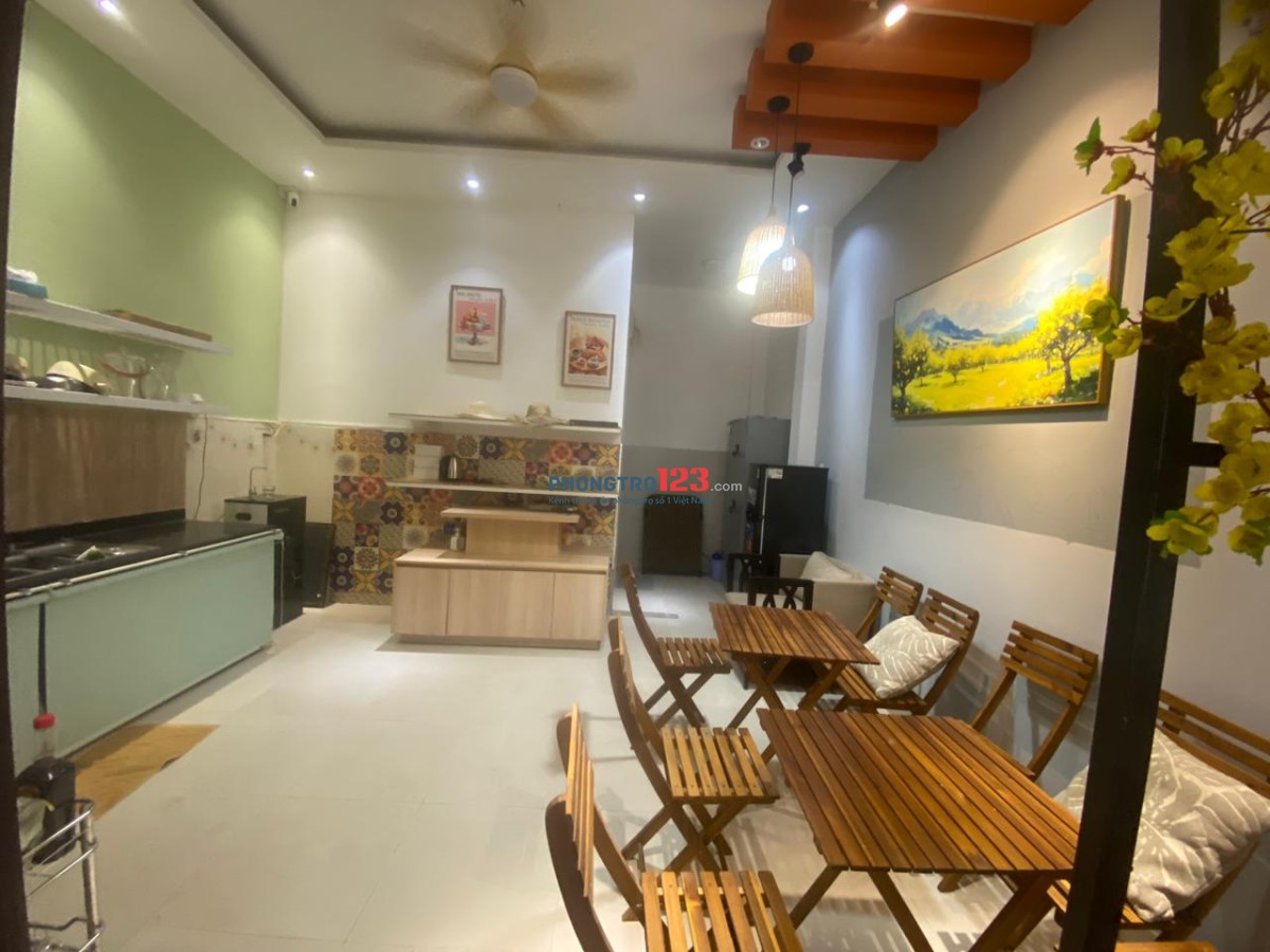 Phòng cho nhóm 4 bạn nữ. Thuê lâu dài