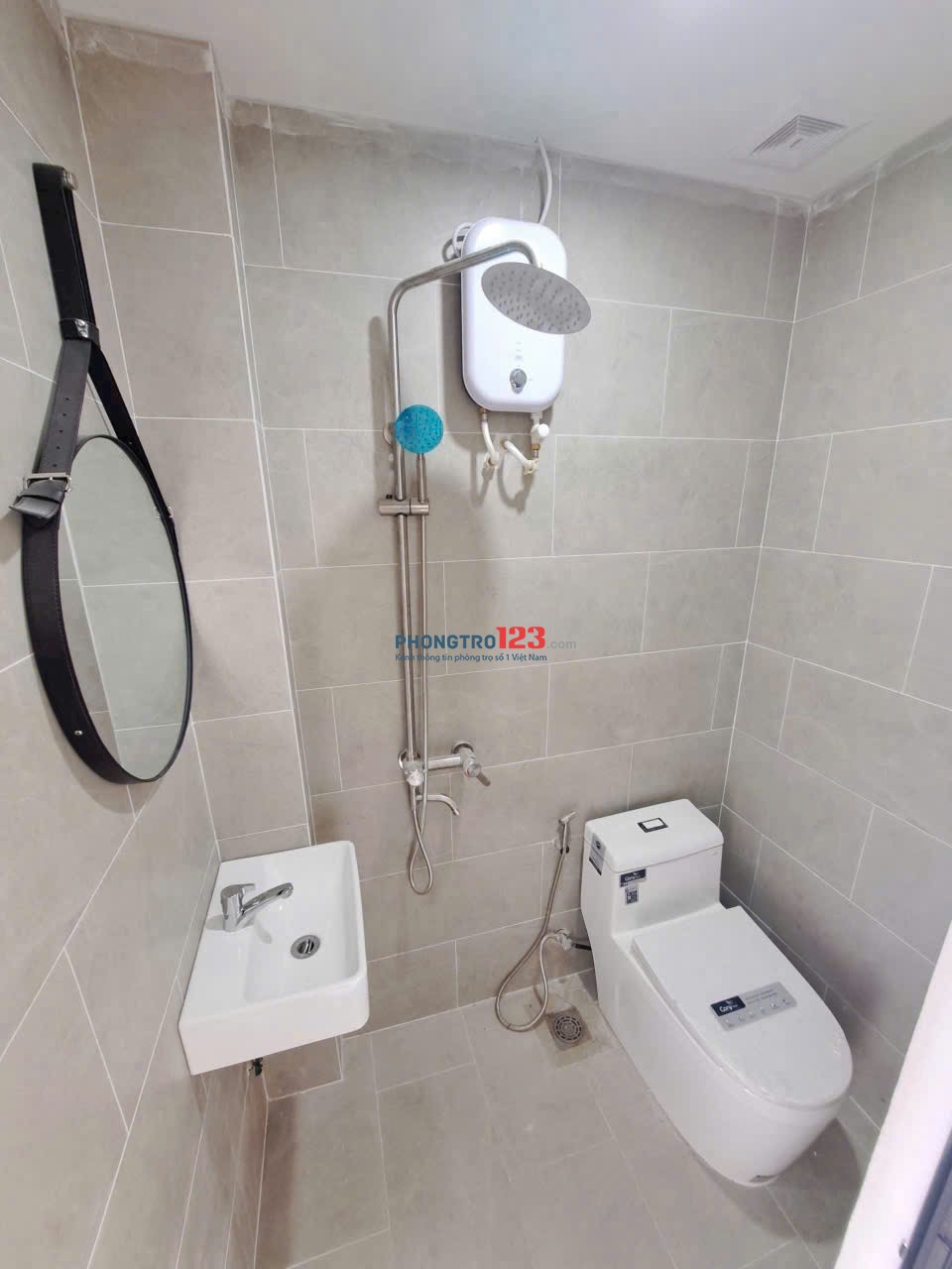 Căn hộ 28m2 2 phòng ngủ 1 phòng bếp đầy đủ nội thất mới 100% giá chỉ 4tr5