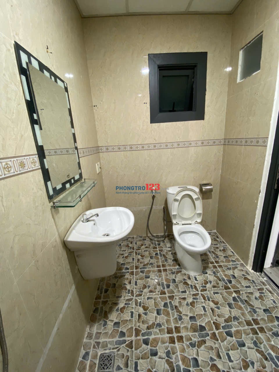 CHO THUÊ STUDIO CỬA SỔ TRẦN BÌNH TRỌNG Q5 - Gần ĐH KHTN, UEH, cầu Nguyễn Văn Cừ, cầu chữ Y…