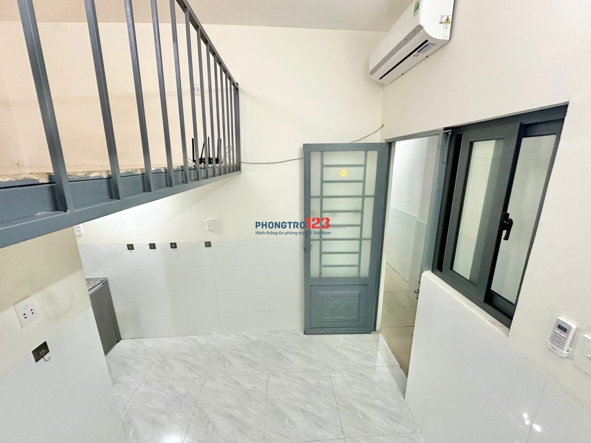Phòng có gác giá rẻ ở 2 bạn 566/41 Nguyễn Thái Sơn p5 Gò Vấp gần Đại Học Văn Lang