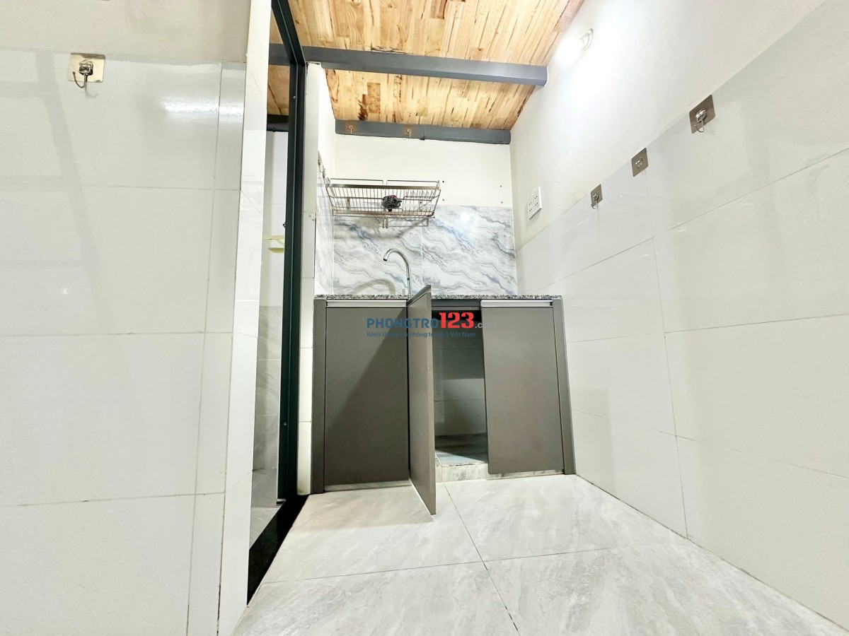Phòng có gác giá rẻ ở 2 bạn 566/41 Nguyễn Thái Sơn p5 Gò Vấp gần Đại Học Văn Lang